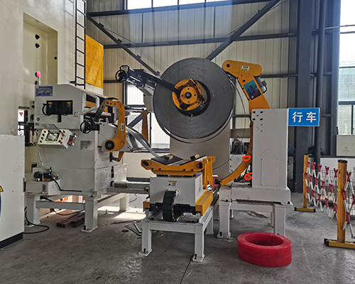 三合一送料機(jī)案例 